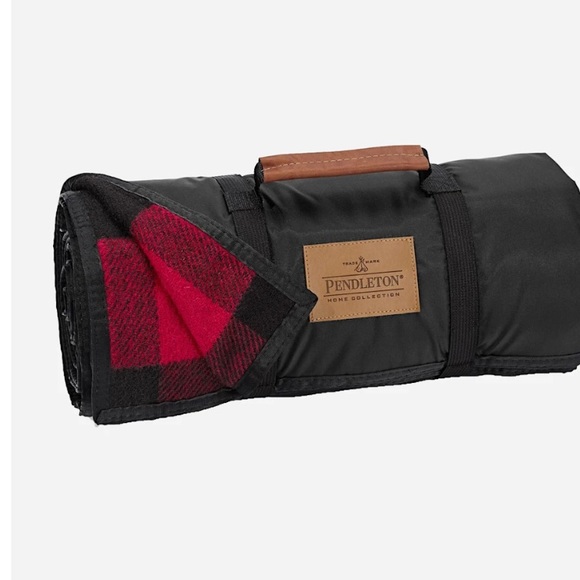 Pendleton Bedding Pendleton Picnic Blanket Poshmark